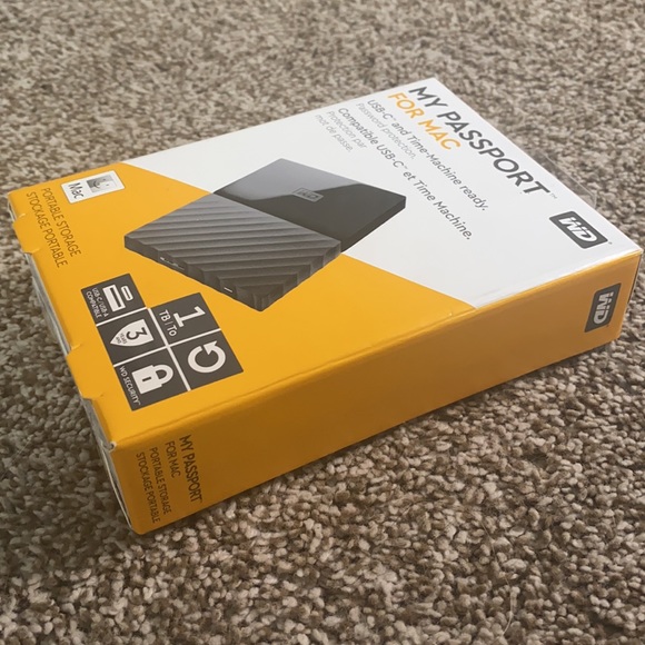 NWT: 1TB PASSPORT STORAGE FOR MAC - Picture 6 of 6